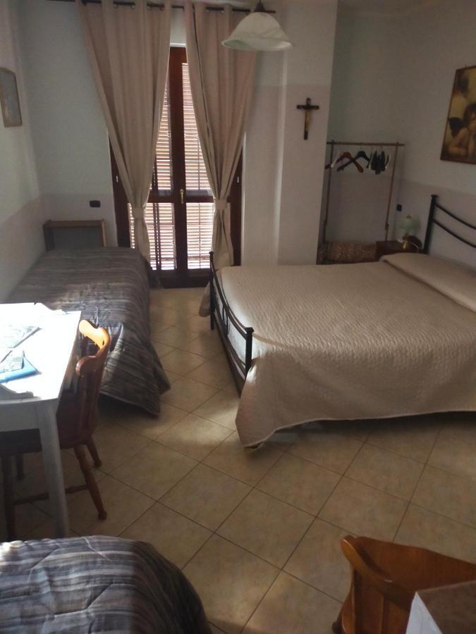B&B Casa Regina Stroncone Εξωτερικό φωτογραφία